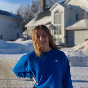 Meet your Posher, Jade